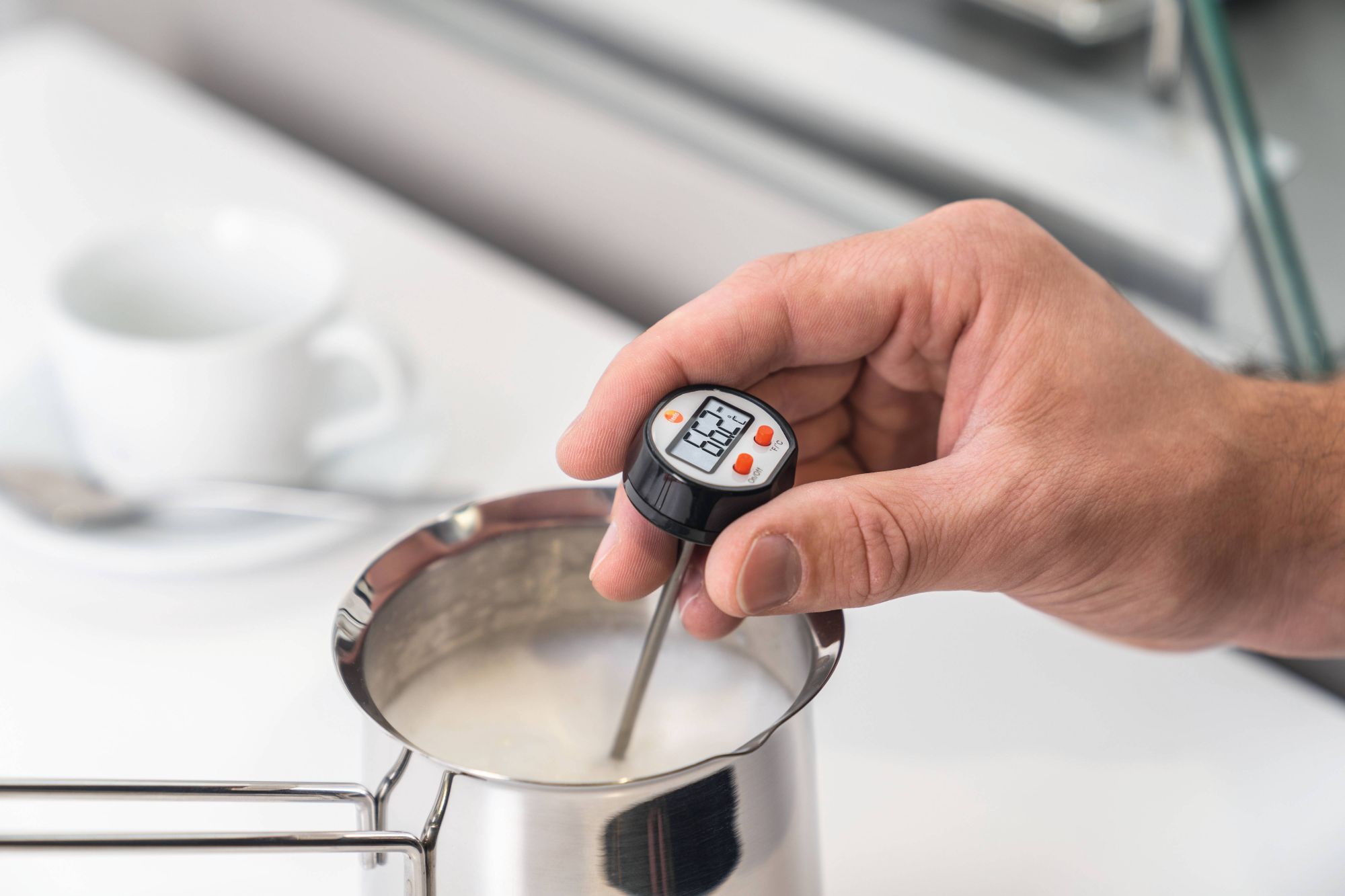 Mini penetration thermometer - Senze Instruments Pte Ltd